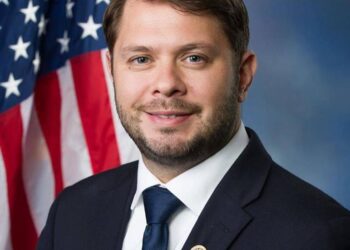CONGRESSMAN GALLEGO (D), ARIZONA GOES FULL GESTAPO ON TRUCKERS