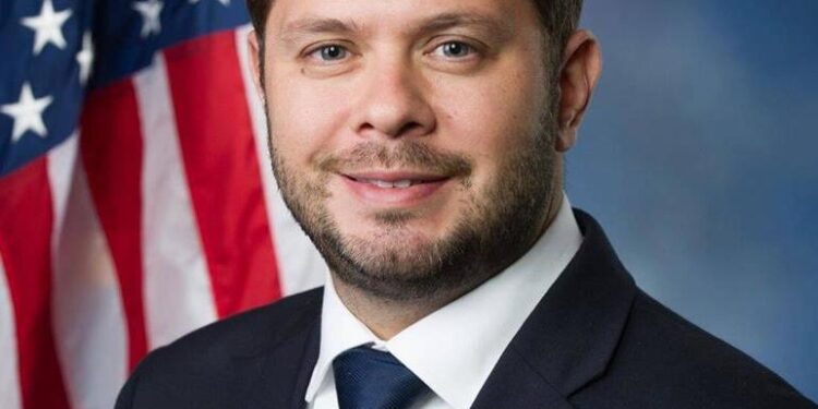CONGRESSMAN GALLEGO (D), ARIZONA GOES FULL GESTAPO ON TRUCKERS